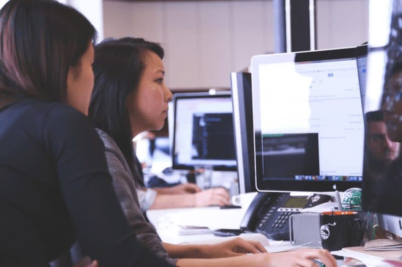How IT Consulting Companies Can Comply With H-1B Visa Requirements